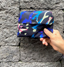 Cargar imagen en el visor de la galería, MI-BAG ABSTRACT