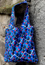 Cargar imagen en el visor de la galería, MI-BAG GEO BLUE