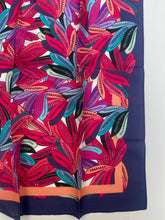 Lade das Bild in den Galerie-Viewer, MASCADA PAISLEY MARINO