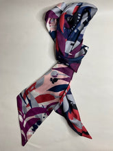 Cargar imagen en el visor de la galería, TWILLY BOSQUE BIPURPLE
